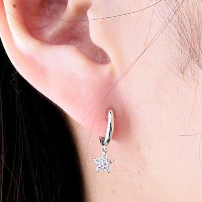 ダイヤモンド ピアス フープ ゴールド 18k フラワー 花 揺れる 中折れ k18 誕生日 プレゼント 父の日の画像