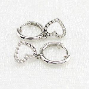 ダイヤモンド ピアス フープ ゴールド 18k ハート 中折れ 揺れる k18 誕生日 プレゼント 父の日の画像