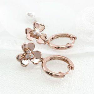 ダイヤモンド ピアス フープ ゴールド 18k フラワー 中折れ 揺れる 18金 k18 PG 誕生日 プレゼント 母の日 |  | 01