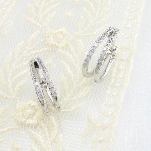 ダイヤモンド ピアス フープ プラチナ 900 中折れ オーバル 2連 ダブル エタニティ 誕生日 プレゼント 父の日の画像
