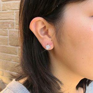 ダイヤモンド ピアス ゴールド 18k パヴェ フラワー 花 アンティーク ミル 透かし18金 父の日の画像