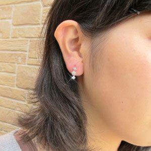 ダイヤモンド ピアス ゴールド 18k フラワー 花 揺れる 3連 18金 k18 父の日の画像