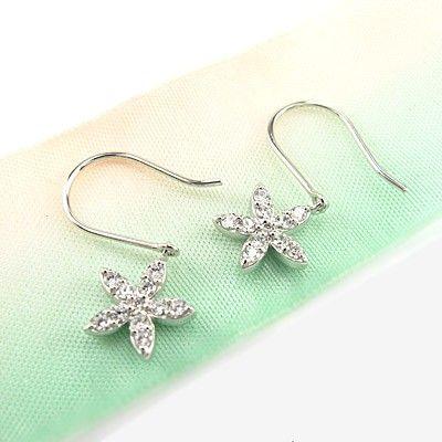 ピアス ゴールド 18k ダイヤモンド フフラワー 花 揺れる k18 誕生日 プレゼント 父の日の画像