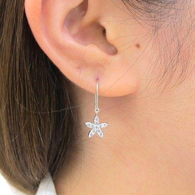 ピアス ゴールド 18k ダイヤモンド フフラワー 花 揺れる k18 誕生日 プレゼント 父の日の画像