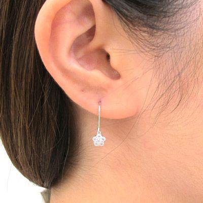 ダイヤモンド フックピアス ゴールド 18k フラワー 花 揺れる アメリカン18金 誕生日 プレゼント 父の日の画像