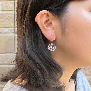 ピアス レディース プラチナ 900 ダイヤモンド アンティーク ミル 透かし 揺れる 誕生日 プレゼント 父の日の画像