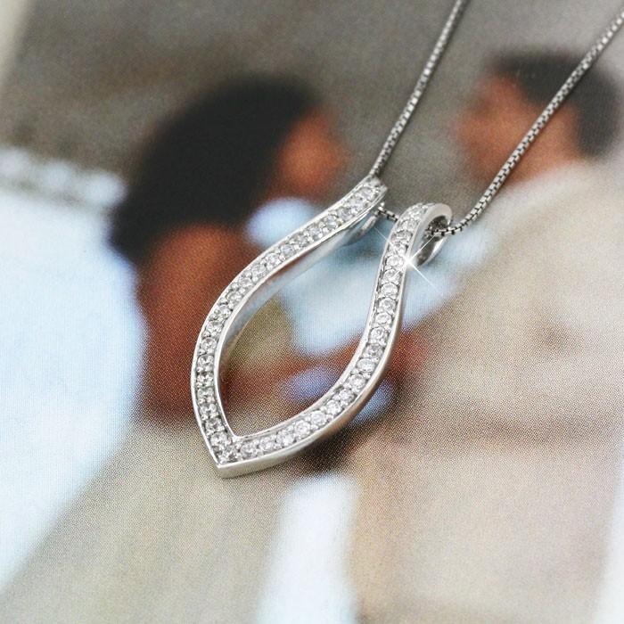 ダイヤモンド ネックレス レディース ペンダント プラチナ 900 馬蹄 ホースシュー アンティーク 誕生日 プレゼント 母の日 |  | 01