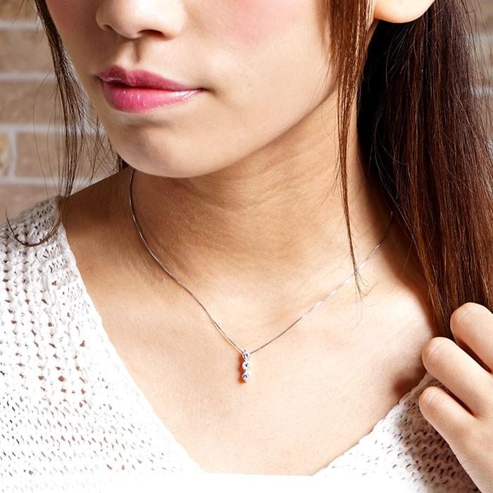 ダイヤモンド ネックレス レディース プラチナ 900 ペンダント トリロジー 揺れる ブラ 誕生日 プレゼント 父の日の画像