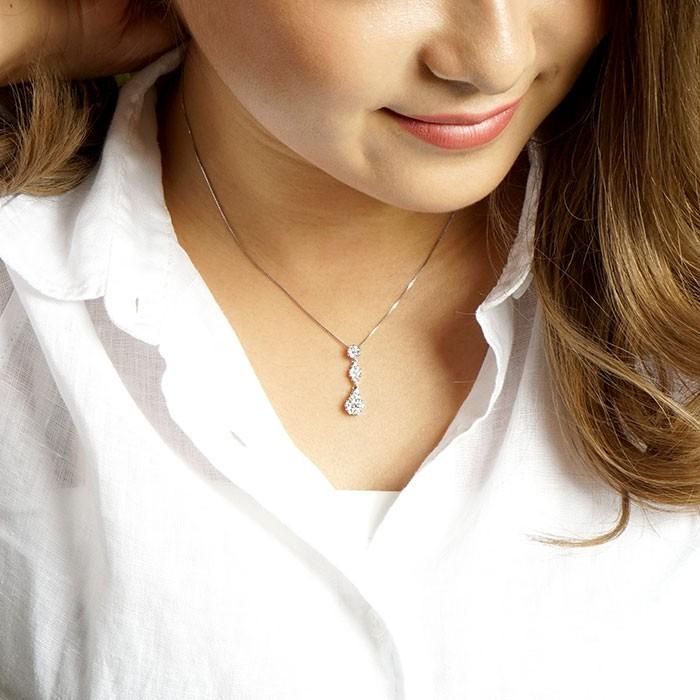 ダイヤモンド ネックレス レディース ペンダント プラチナ 900 ドロップ ひし形 ラウンド 揺れる ブラ 誕生日 プレゼント 母の日 爆買 |  | 04