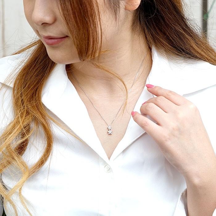 ダイヤモンド ネックレス レディース プラチナ 900 ペンダント フラワー モチーフ 揺れる ブラ 誕生日 プレゼント 母の日 爆買 |  | 04