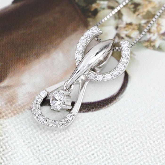 馬蹄 ネックレス レディース ダイヤモンド ホースシュー プラチナ 900 ペンダント 一粒 揺れる 誕生日 プレゼント 母の日 爆買 |  | 01