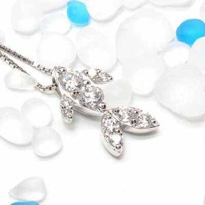 ネックレス レディース ダイヤモンド ゴールド 18k ペンダント フィッシュ 魚 魚型 アニマル k18 父の日の画像