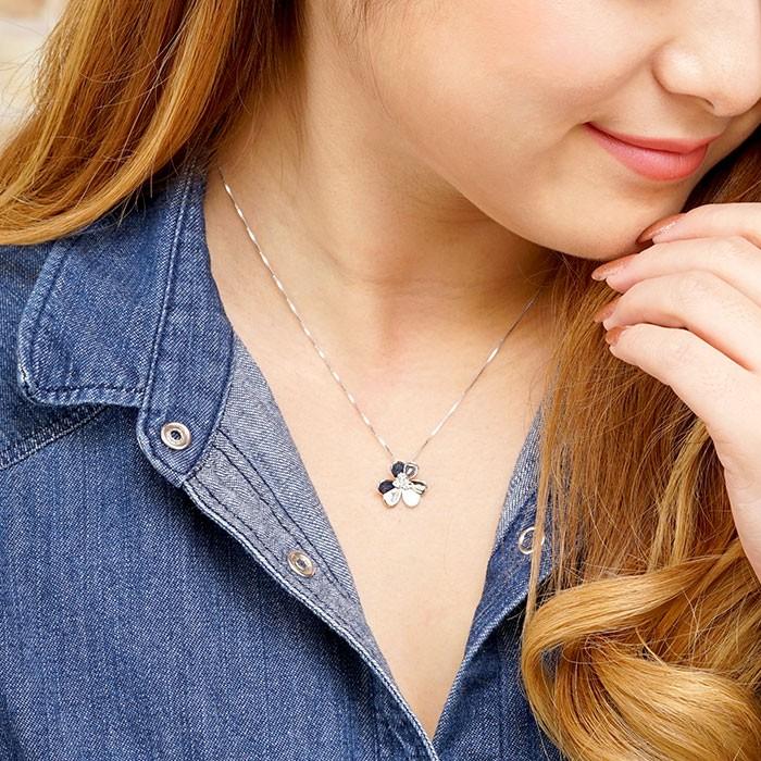ネックレス ダイヤモンド ゴールド 18k ペンダント フラワー 花 18金 k18 誕生日 プレゼント 父の日の画像