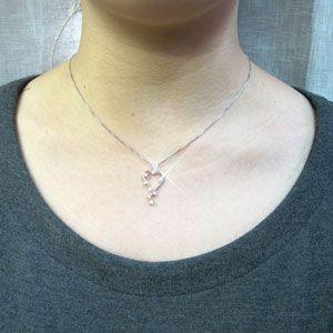 ハート ネックレス ダイヤモンド ゴールド 18k ペンダント つた 蔦 揺れる 18金 k18 誕生日 プレゼント 父の日の画像