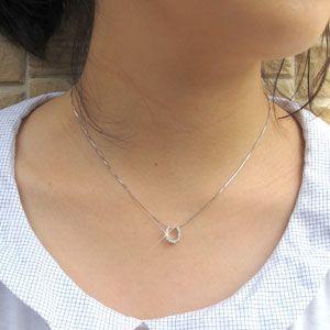 馬蹄 ネックレス レディース ダイヤモンド ホースシュー ゴールド 18k ペンダント 18金 誕生日 プレゼント 父の日の画像