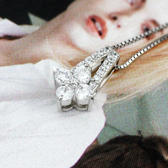 ネックレス ダイヤモンド ゴールド 18k ペンダント フラワー 花 18金 k18 誕生日 プレゼント 父の日の画像
