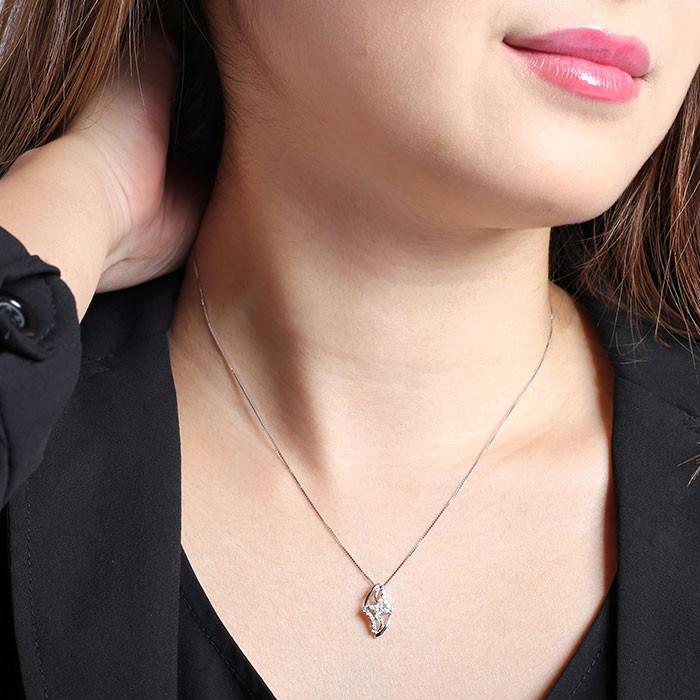 ネックレス ダイヤモンド ゴールド 18k ペンダント フラワー 花 18金 誕生日 プレゼント 父の日の画像