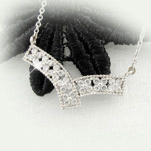 ダイヤモンド ネックレス レディース プラチナ 900 ペンダント フラワー 花 透かし レース V字 Vライン 誕生日 プレゼント バレンタイン |  | 01