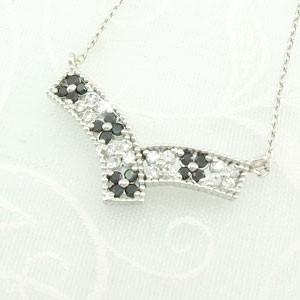 ブラックダイヤモンド ネックレス ゴールド k10 10k ペンダント フラワー 花 透かし V字 10金 誕生日 プレゼント 父の日の画像
