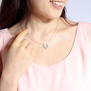 馬蹄 ネックレス レディース ダイヤモンド ホースシュー プラチナ 900 ピンクサファイア フラワー 誕生日 プレゼント 父の日の画像