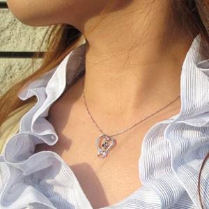 ハート ネックレス ダイヤモンド ゴールド 18k ペンダント ブラ 揺れる 18金 誕生日 プレゼント 父の日の画像
