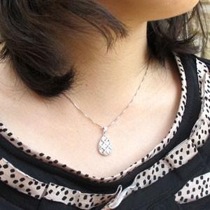 ダイヤモンド ネックレス レディース ゴールド 10k ペンダント ドロップ ペアシェイプ 透かし 10金 誕生日 プレゼント 父の日の画像