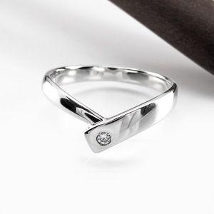 リング ダイヤモンド メンズ マリッジ 結婚指輪 V字 Vライン プラチナ 900 父の日の画像
