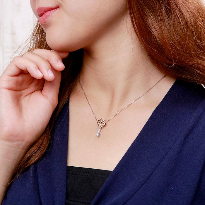 ハート ネックレス ダイヤモンド ゴールド クローバー キー 鍵 ペンダント 18金 k18 誕生日 プレゼント 父の日の画像