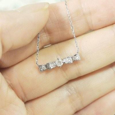 ネックレス レディース W・リボン ダイヤモンド ペンダント 0.20ct プラチナ900 誕生日 プレゼント ギフト 父の日の画像