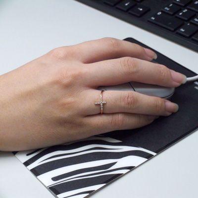 ピンキーリング クロス ダイヤモンド リング 0.07ct ｋ18ゴールド 18金 レディース ジュエリー アクセサリーの画像
