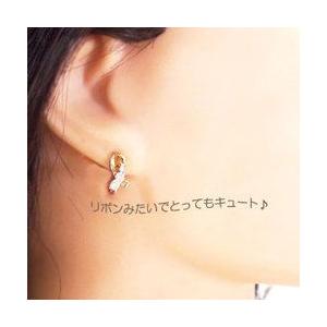 トリロジーピアス ダイヤモンド 0.3ct リボン スリーストーン k18