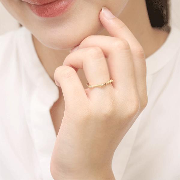 指輪 レディース ジュエリー 重ねづけ リング バンブーリング 18金 18k k18 イエローゴールド ピンクゴールド ホワイトゴールド 刻印の画像