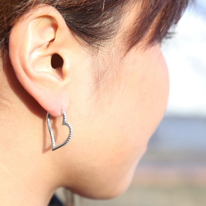 pt900 ダイヤモンドフープピアス　1ct PT900 ダイヤモンド フープ ピアス 1.00CT - メルカリ