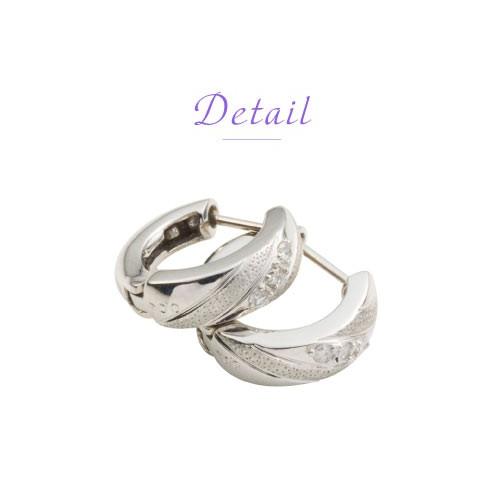 ピアス フープピアス 中折れピアス ダイヤモンド 0.06ct 18k 18金 レディース ジュエリー アクセサリーの画像