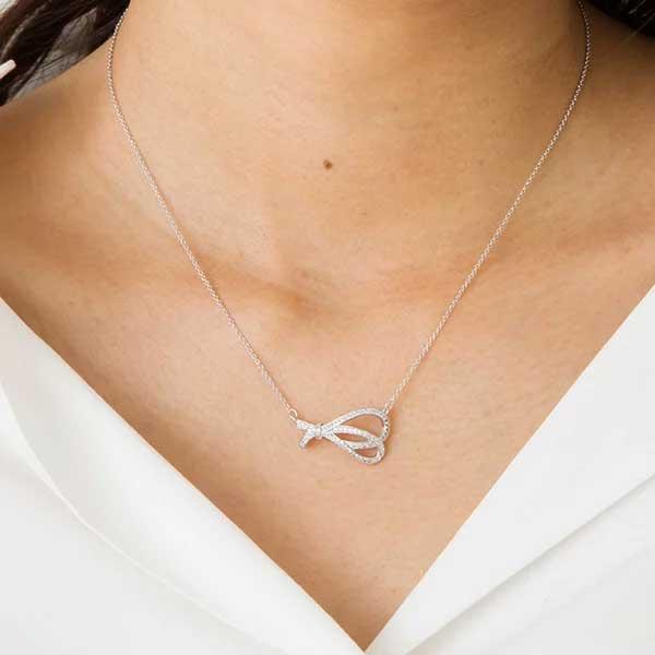 リボン ネックレス ダイヤモンド 0.30ct k18 ゴールド 18金 ペンダント レディース ジュエリー アクセサリーの画像