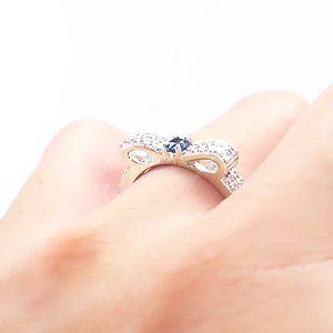 指輪 サファイア 9月誕生石 ダイヤモンド リング リボン プラチナ900 pt900 0.3ct レディース ジュエリー アクセサリーの画像