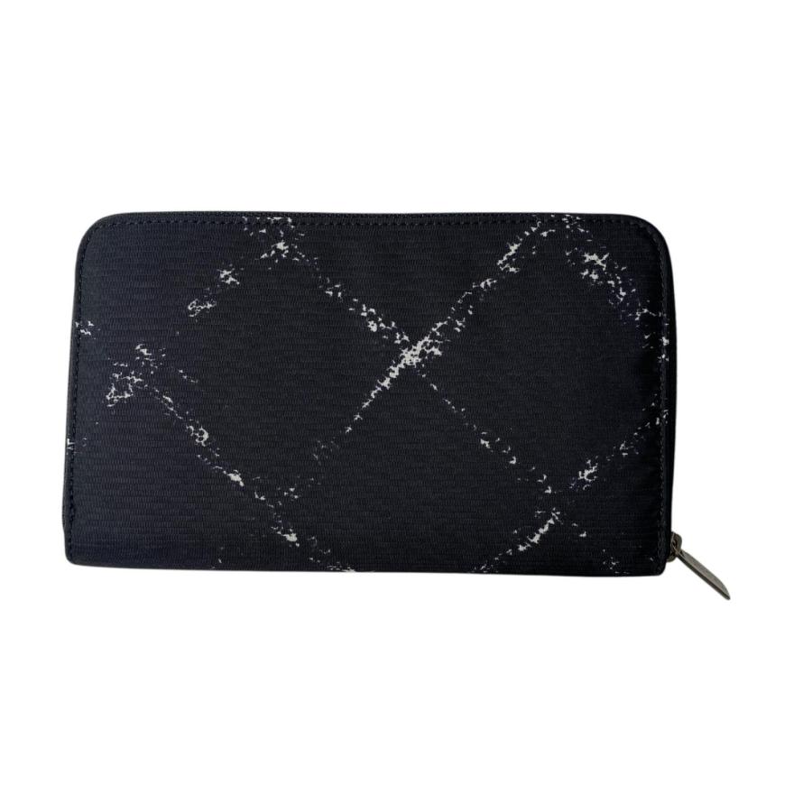 CHANEL（シャネル） 新品同様 トラベルライン ラウンドファスナー 