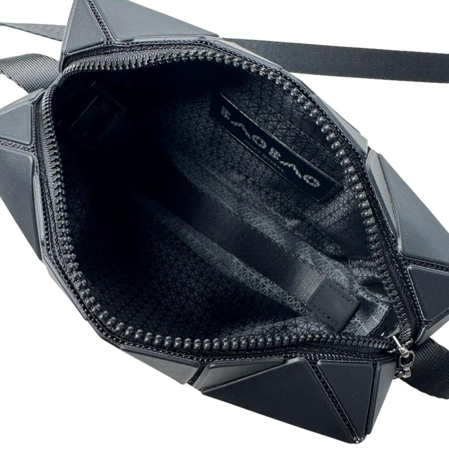 ISSEY MIYAKE（イッセイミヤケ） 美品 バオバオ ミニ ショルダーバッグ