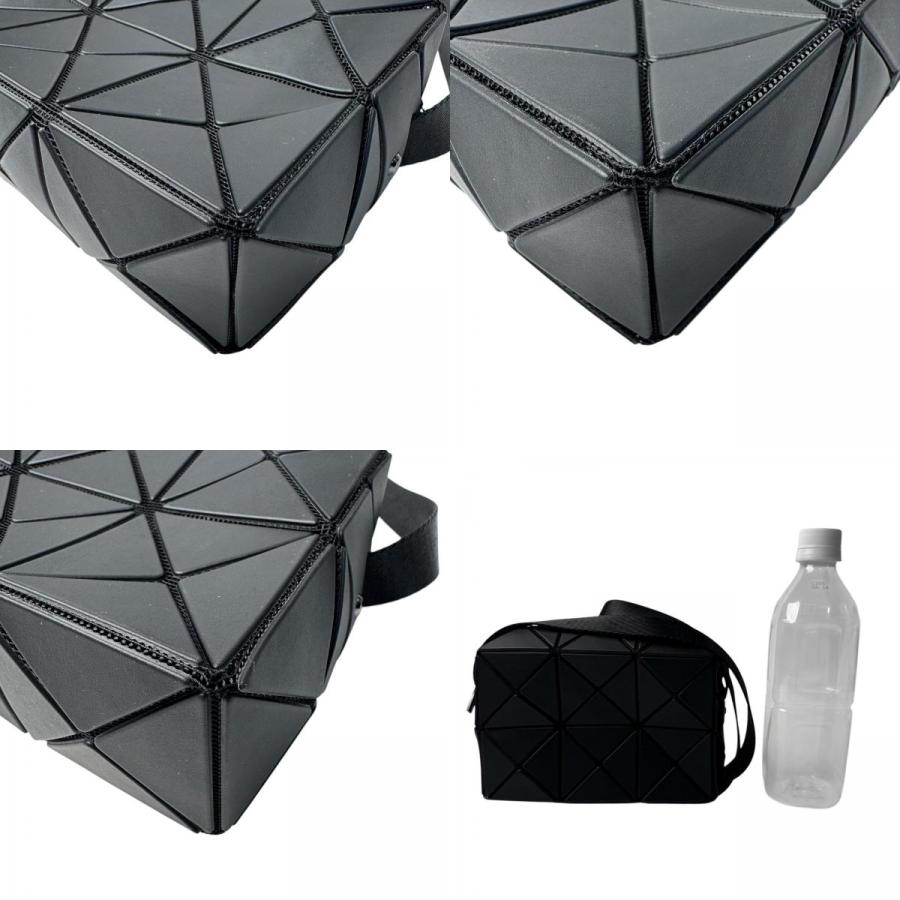 ISSEY MIYAKE（イッセイミヤケ） 美品 バオバオ ミニ ショルダーバッグ