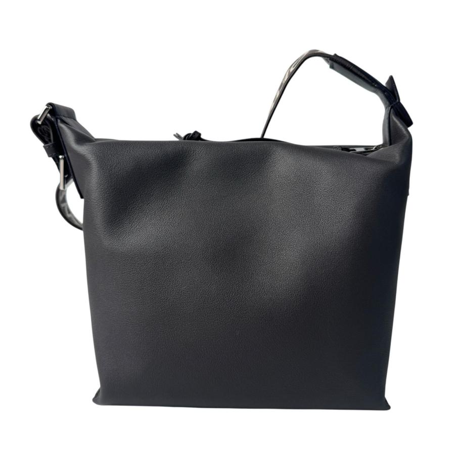 LOEWE（ロエベ） 美品 スナ フジタ Suna Fujita コラボ キュービィ 