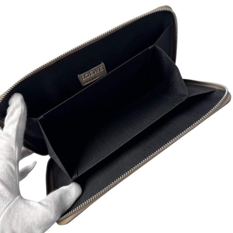 LOEWE（ロエベ） 美品 リピート アナグラム 長財布 マルチケース