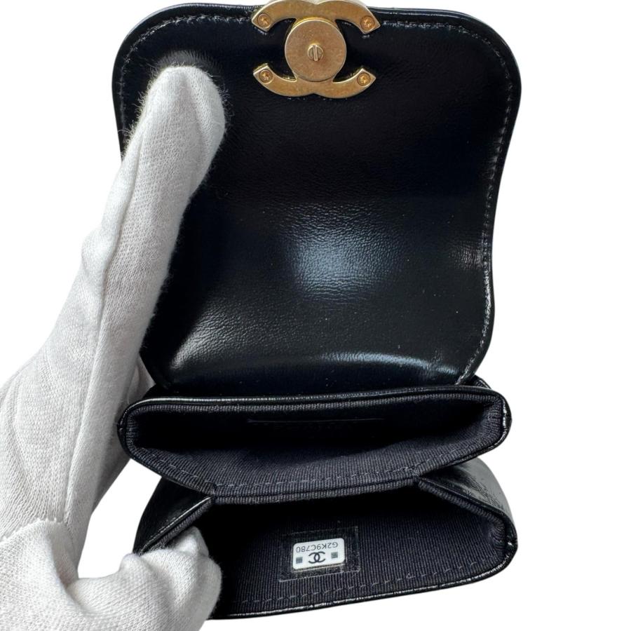 CHANEL（シャネル） 美品 バッグチャーム マトラッセ ココマーク 小物