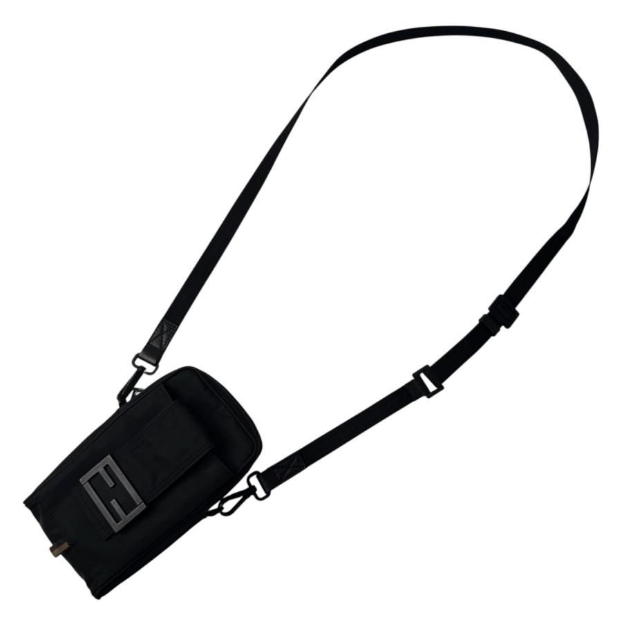 フェンディ FENDI バゲット フォンポーチ ナイロン ショルダーバッグ 黒 7AS056 斜めがけ クロスボディ メンズ FENDI（フェンディ） バゲット フォンポーチ ナイロン ショルダー