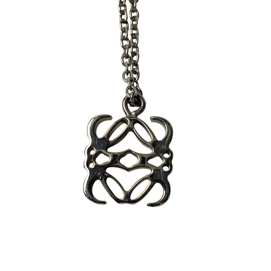 LOEWE（ロエベ） レディース アナグラム ロゴ ネックレス : ブランド