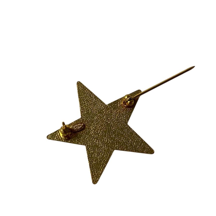 再値下！美品♪CHANELシャネル　スター　流れ星モチーフが可愛い　ブローチ CHANEL（シャネル） レディース スターモチーフ ブローチ 01P