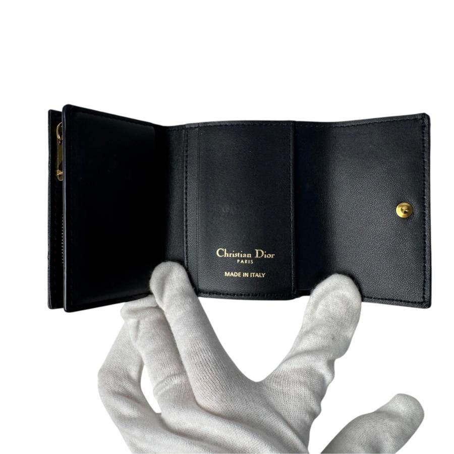 ふ*読様 Dior カナージュ 三つ折り財布 Christian Dior（クリスチャン・ディオール） 美品 ディオール DIOR