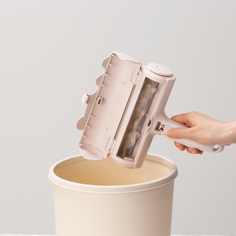 送料無料】ぱくぱくローラーCasey（キャシー）ポメラニアン 抜け毛