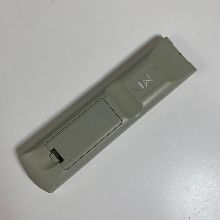 C2A393 【送料２５０円】 TV リモコン / エスケイネット SKNET ISDB-T 動作確認済み★即発送★ テレビ |  | 02