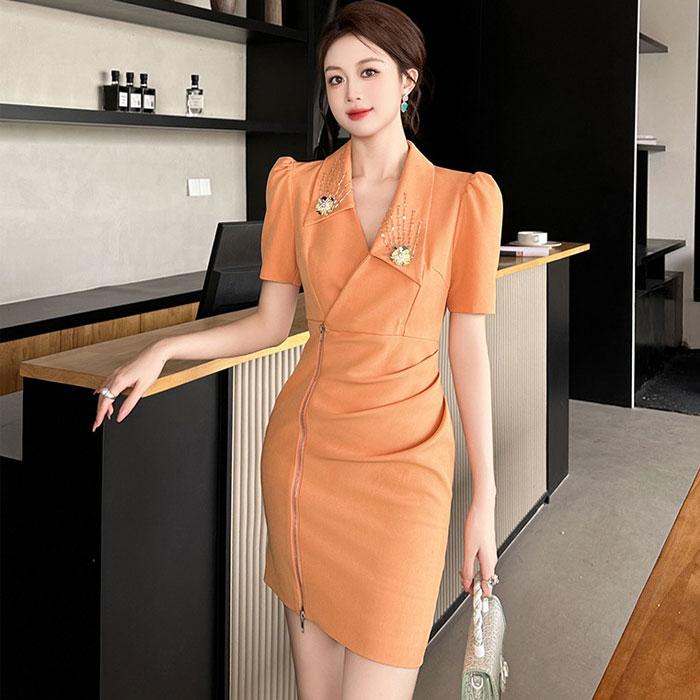 韓国 服 レディース ワンピース オレンジ ミニスカート キャバドレス ドレス 大きめ襟 Vネック胸元 フロントファスナー 半袖ショート