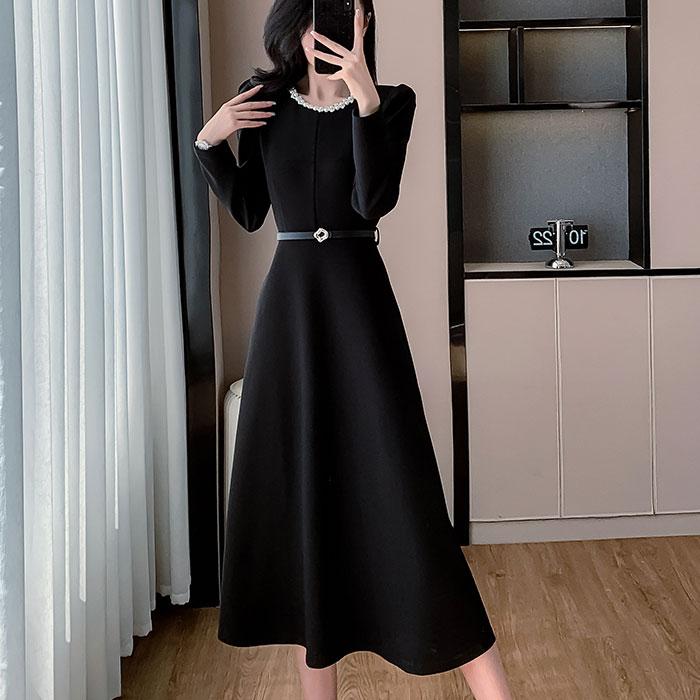 ネックパールビジュー ハイウエスト長袖ロングフレアワンピース